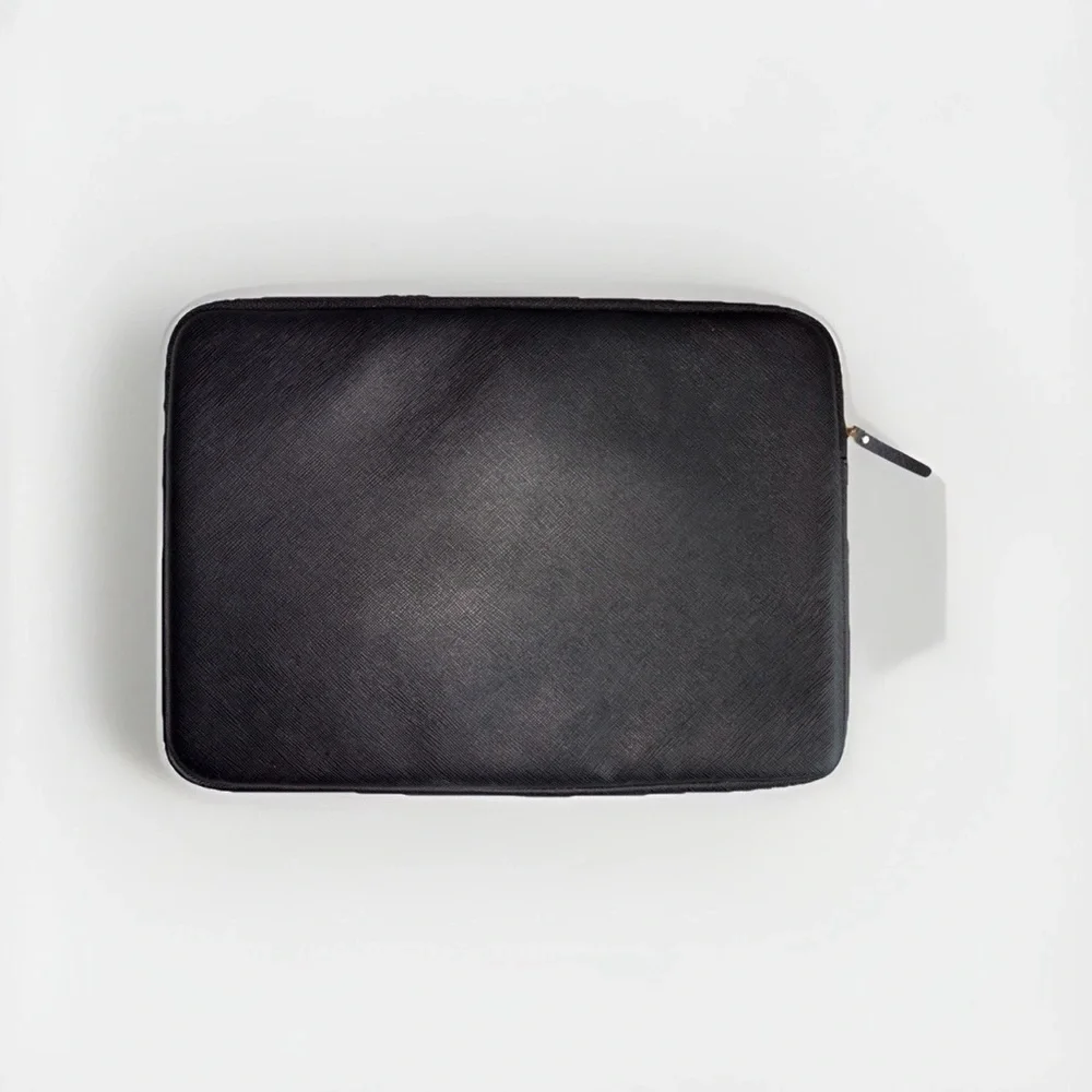Kate Spade New York Black Zippered Padded Laptop Sleeve With Pink Interior
